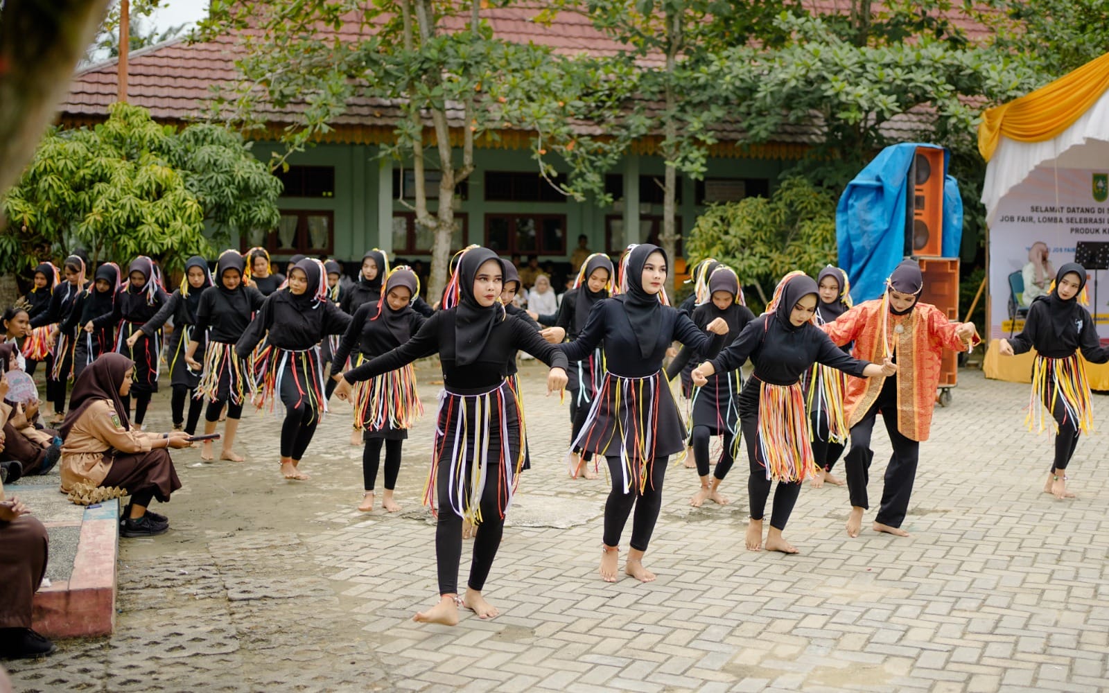 Kegiatan OSIS: Membangun Karakter dan Kreativitas Siswa